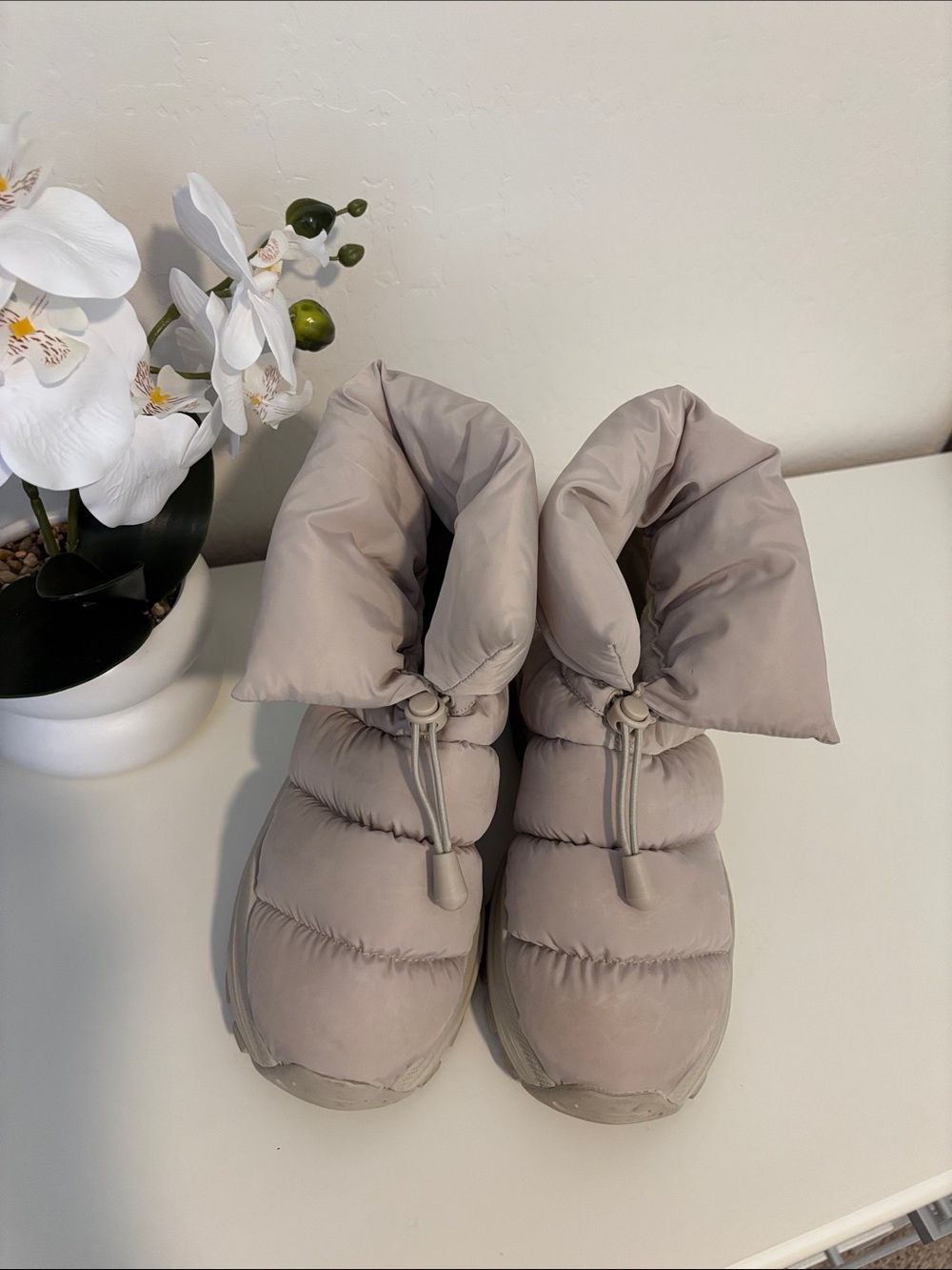 H&M Puffer Ankle Booties in Taupe - Women's Winter Slip-On Boots